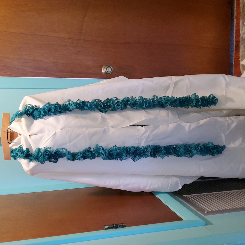 Knitted Ruffle Scarf - Picture 2 of 6